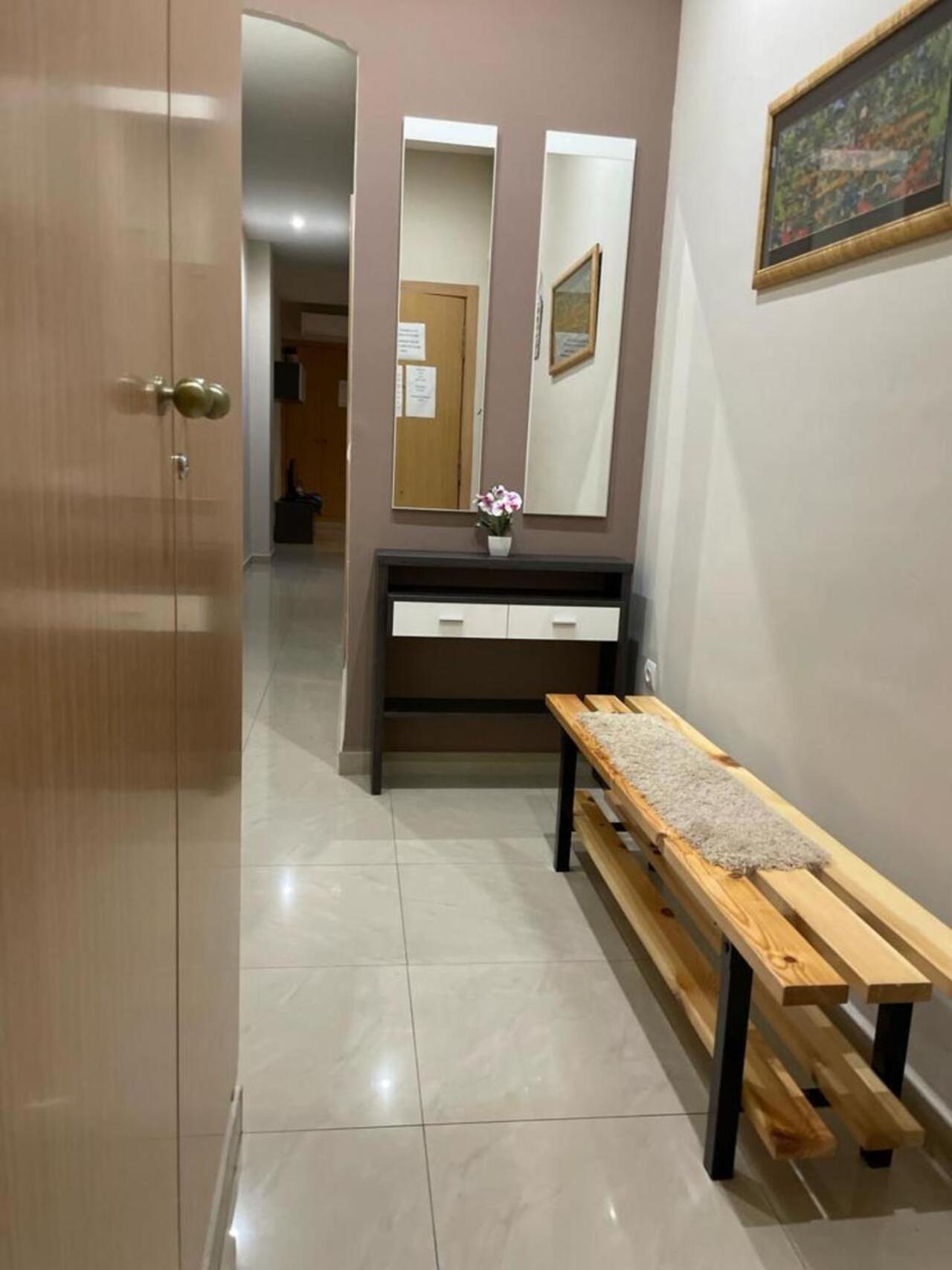 Sela Home Y Garaje, Algemesi Home